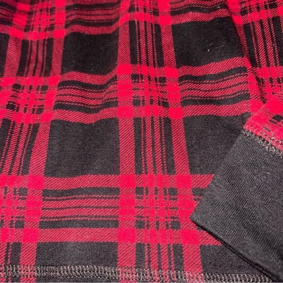 Lauren red and black shirt - Picture 2 of 6